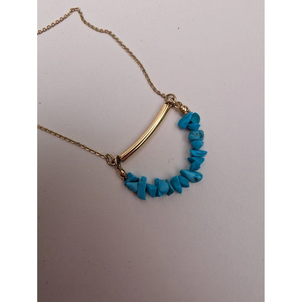 Gold Tone Turquoise Chip Curved Bar Pendant Necklace Minimalist Dainty Boho